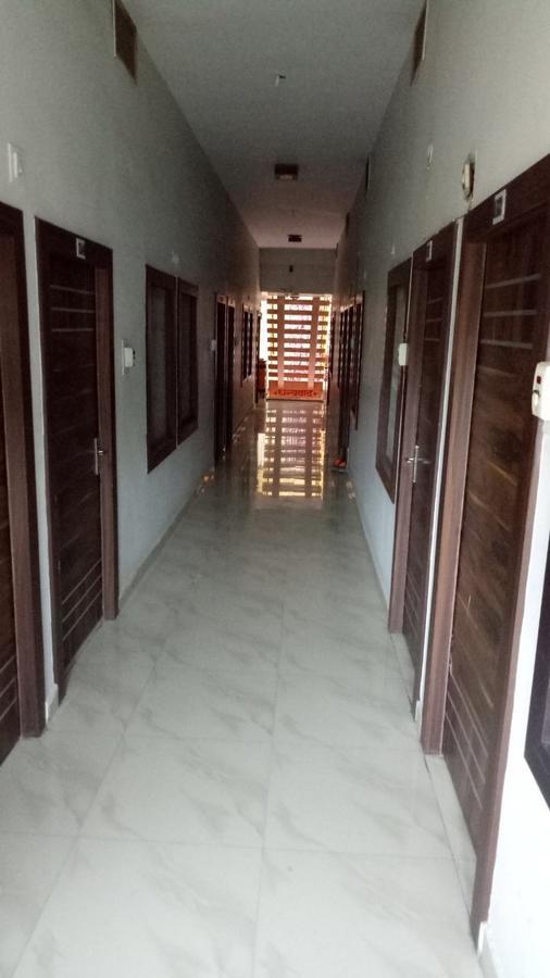 Hotel Tulsi Bānda Exterior photo